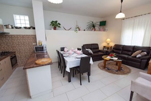 Dining - Villa with pool for 8 people (Grižane)