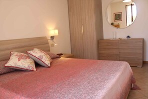 2 bedrooms - Holiday apartment in residence with swimming pool and air conditioning (Lazise)