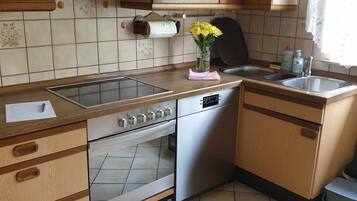 Four, plaque de cuisson, lave-vaisselle