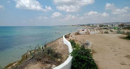 5 minutes from the beach! Furnished S0 studio, ideal for couple.
