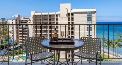 10th floor oceanview studio, AC, resort amenities, walk to shops, dining & beach