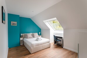 4 chambres, fer et planche à repasser, Wi-Fi gratuit, draps fournis