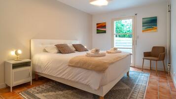 4 chambres, fer et planche Ă repasser, Wi-Fi gratuit, draps fournis