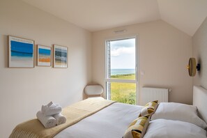 4 dormitorios, tabla de planchar con plancha, wifi gratis y ropa de cama