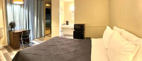 1 bedroom, free WiFi, bed sheets