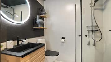 Apartment, Sea View | Bathroom | Shower, towels, soap, toilet paper