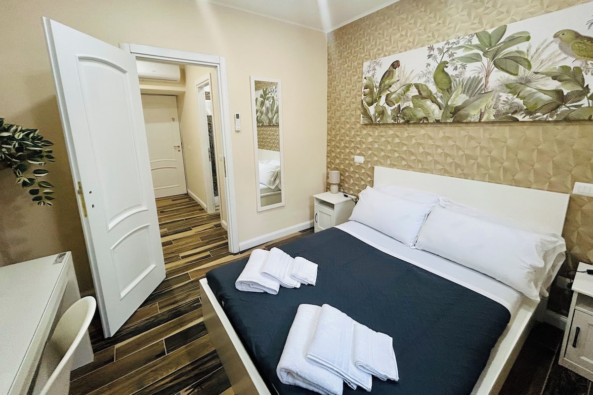 Elite Room | Hypo-allergenic bedding available, down comforters, memory foam beds