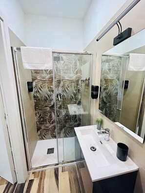 Chambre Confort | Salle de bain