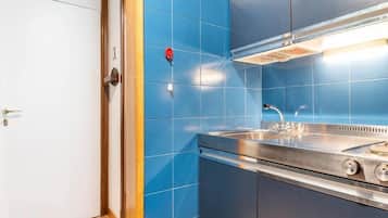 Micro-ondes, plaque de cuisson