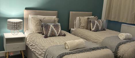 Apartment | 2 Schlafzimmer, kostenloses WLAN, Bettwäsche