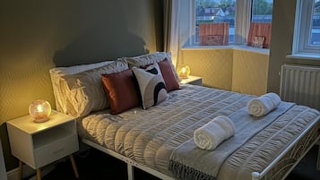 Apartment | 2 bedrooms, free WiFi, bed sheets