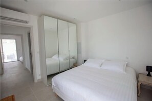 2 Schlafzimmer, Bügeleisen/Bügelbrett, Reisekinderbett, kostenloses WLAN