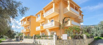 Nydri Mediterraneo Apartments 
