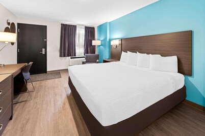 Howard Johnson by Wyndham Thunder Bay