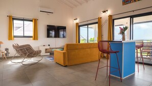 Smart TV - Penthouse Luxe • Vue Mer Panoramique 180° • Terrasse • Plage à pied (Sainte-Anne)