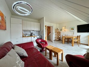 Living area - Vacation apartment in beautiful Tinnum (Sylt)