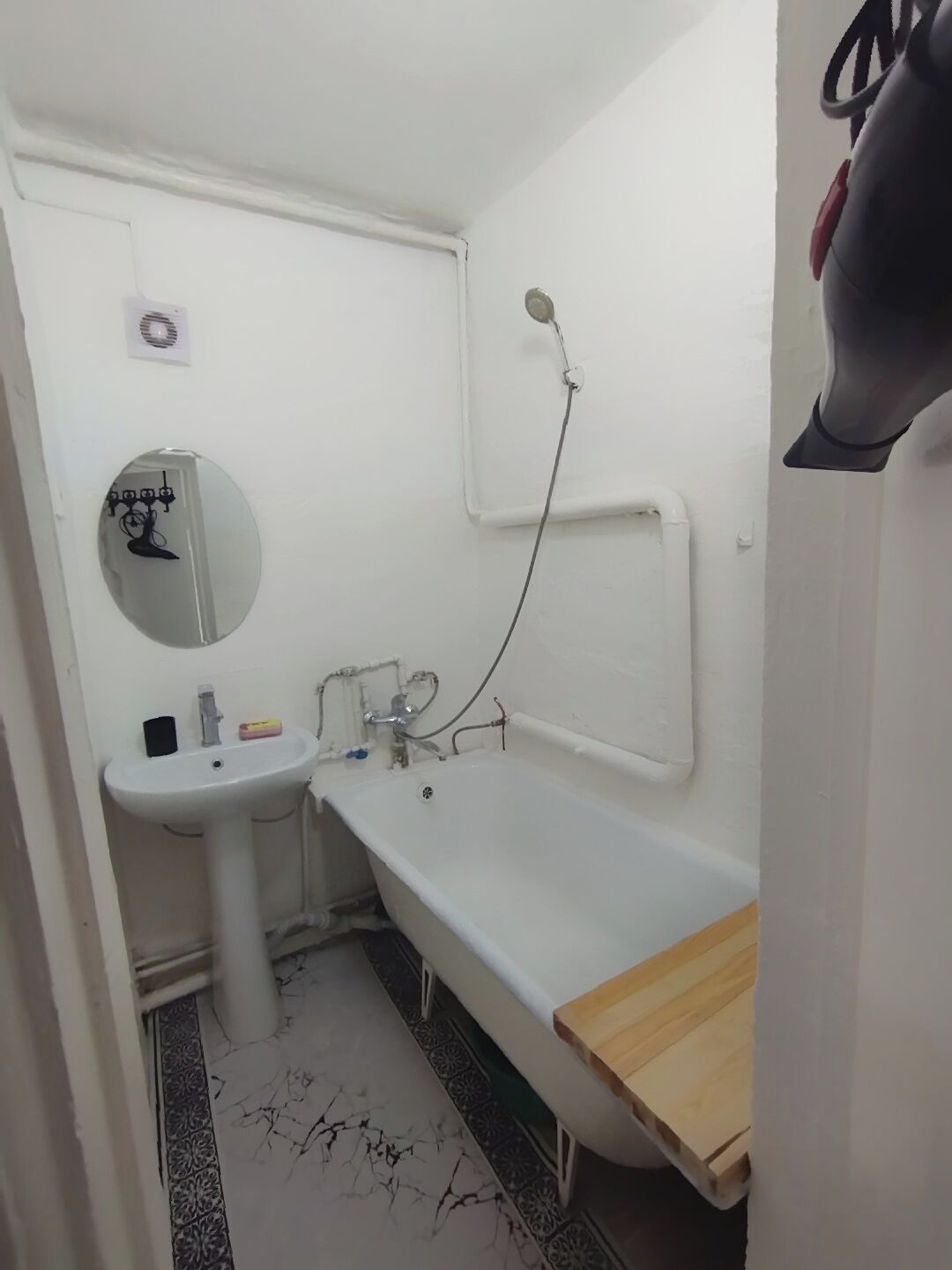 Hair dryer, towels, toilet paper