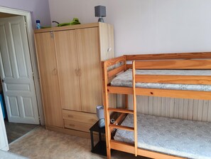 1 chambre, fer et planche à repasser, Wi-Fi
