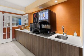 Dining - Surestay Plus by Best Western Brooks (Brooks)