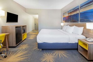 1 slaapkamer, een bureau, een strijkplank/strijkijzer, wifi