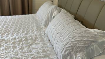 2 bedrooms, bed sheets