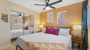 2 camere, una scrivania, ferro/asse da stiro, culla da viaggio