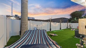 Property grounds - The Shark Tank • Dual 2BR Units • 6 Guests/Unit • Steps to Beach & Nightlife (Cocoa Beach)