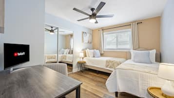 8 عدّة غرف نوم ومكتب ومكواة/لوح كي وسرير سفر