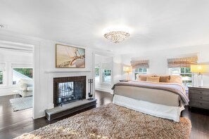 5 sovrum, skrivbord, strykjärn/strykbräda och gratis wi-fi