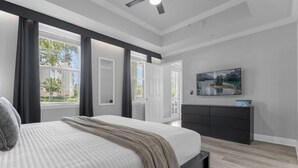 3 chambres, fer et planche à repasser, Wi-Fi, draps fournis