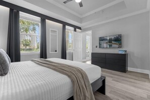 3 chambres, fer et planche à repasser, Wi-Fi, draps fournis