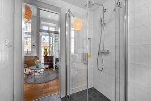 Haartrockner, Handtücher