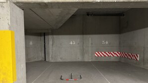 Uklassifisert bilde, 5 av 16, knapp
