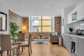 Standard Apartment, 2 Bedrooms, Non Smoking, Kitchenette | View from room - Regent's Park Serviced Apartments (London)