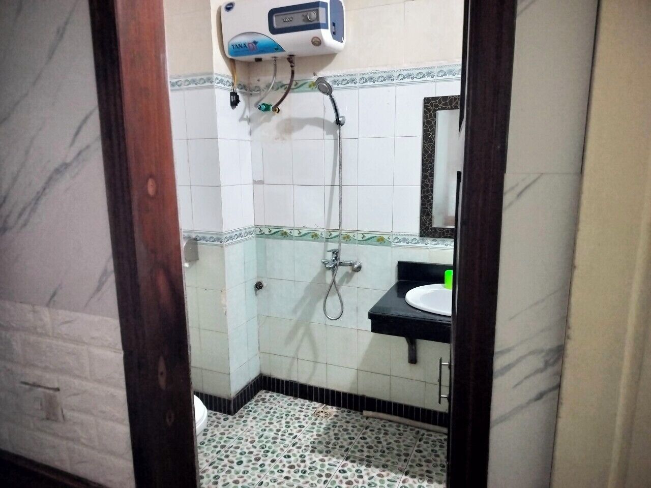 Familien-Dreibettzimmer | Badezimmer