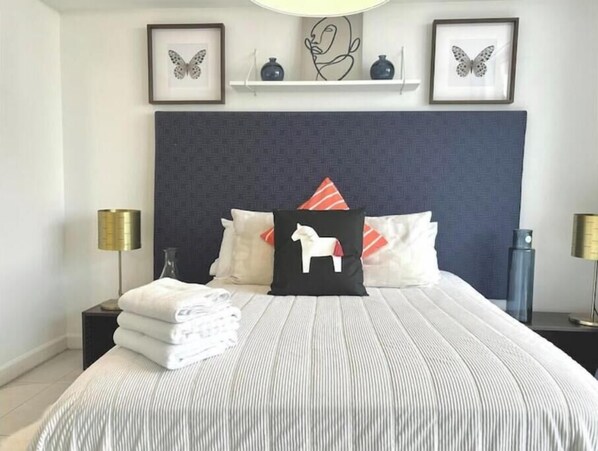 1 bedroom - A1206B Awesome Downtown Doral (Doral)