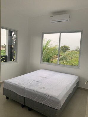 2 bedrooms, iron/ironing board, free WiFi, bed sheets - Kappa's place Alibutsweg 15 (Kwatta)