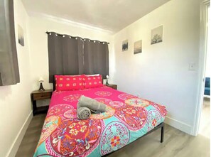 1 bedroom, WiFi, bed sheets