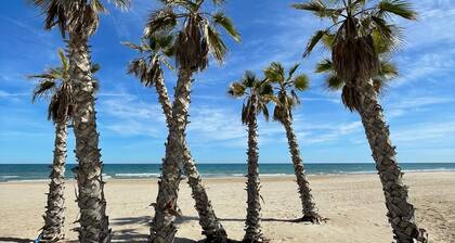 Boutique H8 30min.from VALENCIA near Beach, SPA
Roof Terrace, Infinity-Pool