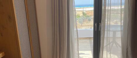 슈피리어 아파트, 바다 전망 | 저자극성 침구, 객실 내 금고, 암막 커튼, 방음 설비