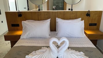 Deluxe Double or Twin Room, Sea View