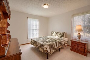 3 bedrooms, free WiFi, bed sheets