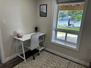Interior - Muskoka Riverside Retreat on the Indian River in the heart of Port Carling (Port Carling)