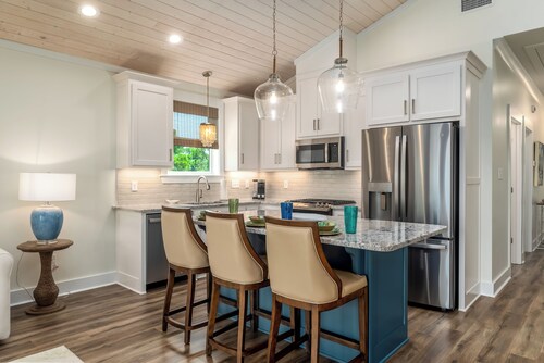 Rendezvous Bay 4 Luxury Villa on Indian Bay with Boat Dock