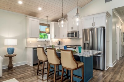 Rendezvous Bay 4 Luxury Villa on Indian Bay with Boat Dock