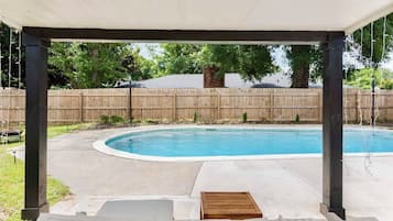 Piscina a l'aire lliure