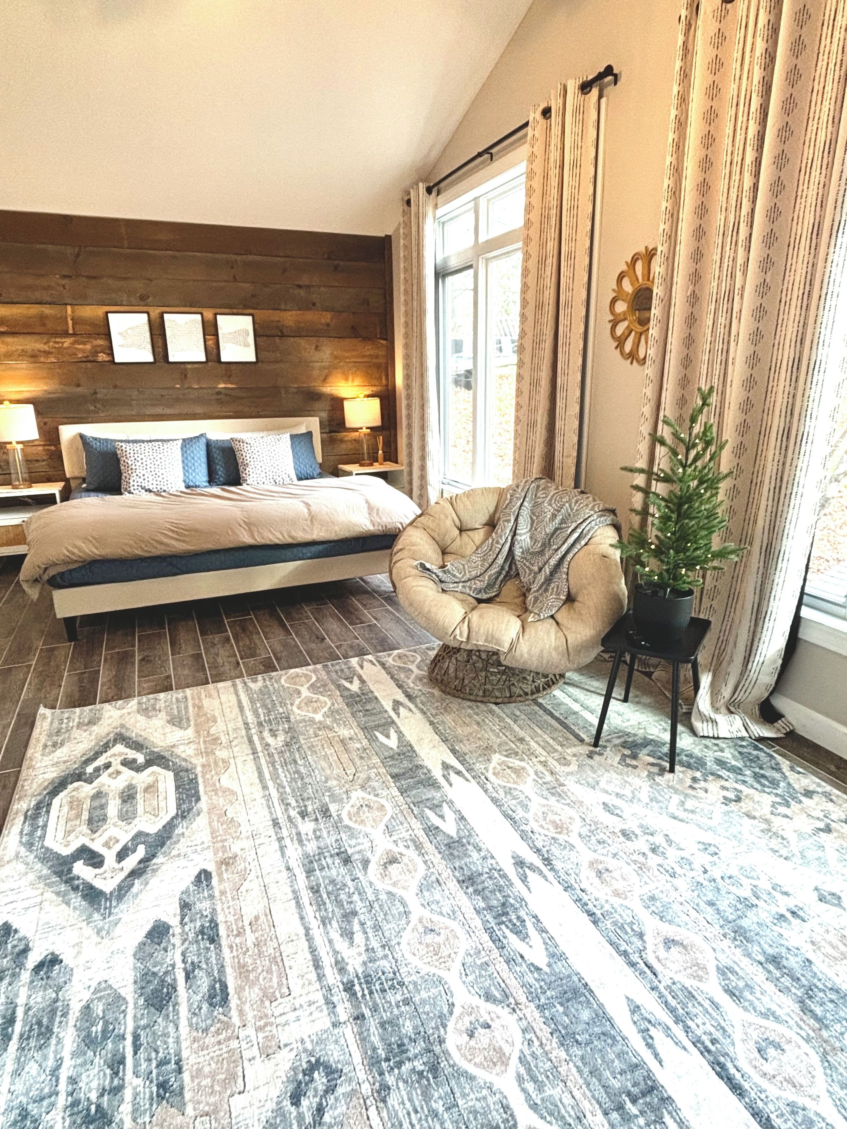 5 bedrooms, iron/ironing board, travel crib, WiFi