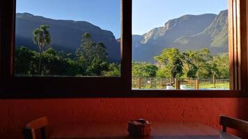 Chalé superior, vista para a montanha | 1 quarto, Wi-Fi de cortesia, roupa de cama