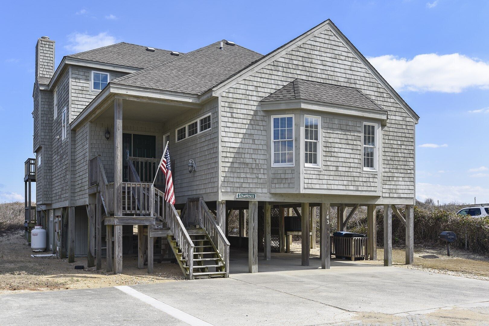 المنشأة من الخارج