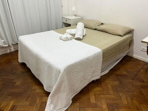 2 chambres, bureau, fer et planche à repasser, Wi-Fi